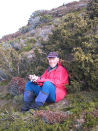 Tony relaxing on Edith slopes