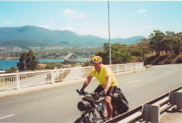 On the overpass at Rosny Hill